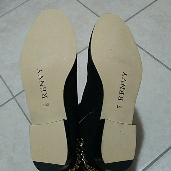 Boots - Picture 3 of 4